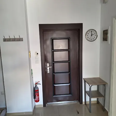 アパート Benis Apartment's カヴァラ